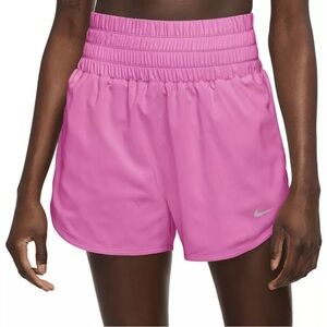Nike One Women's Dri-Fit Ultra High-Waisted 3-Brief Lined Shorts Size M